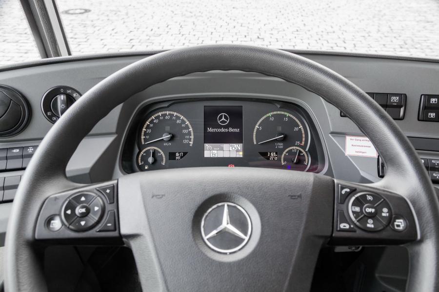  Mercedes-Benz CapaCity L 2014 года  (фото 15 из 18)